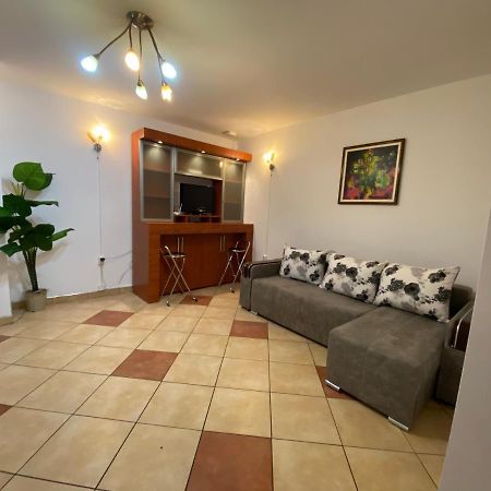 Apartament Modern Langa Castelul Corvinilor Apartment Hunedoara Luaran gambar